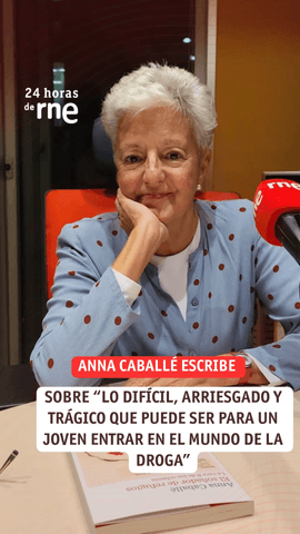 En el ‘24 Horas de RNE’ de Lara Hermoso hablamos con Anna Caballé, autora del libro “El soñador de refugios”.